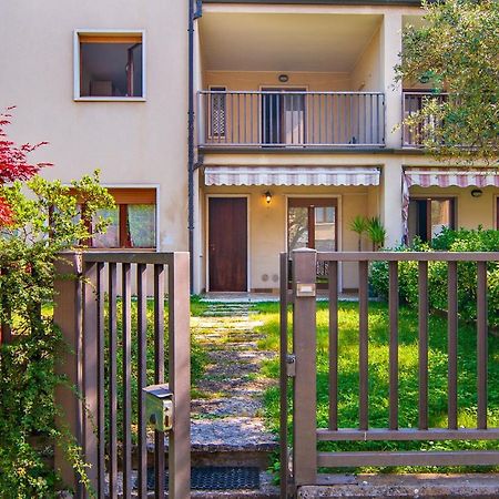 Verona - Familyoasi Free Parking And Garden Exterior foto