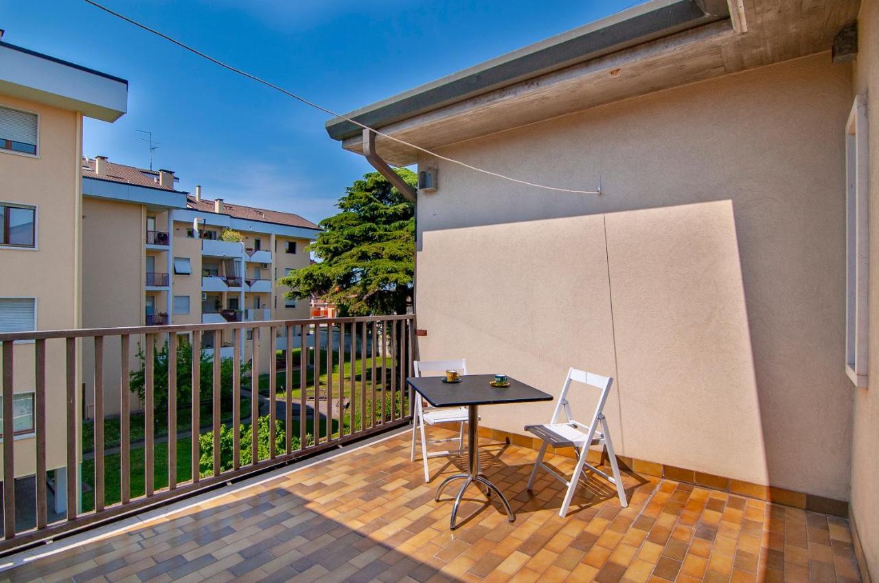 Verona - Familyoasi Free Parking And Garden Exterior foto